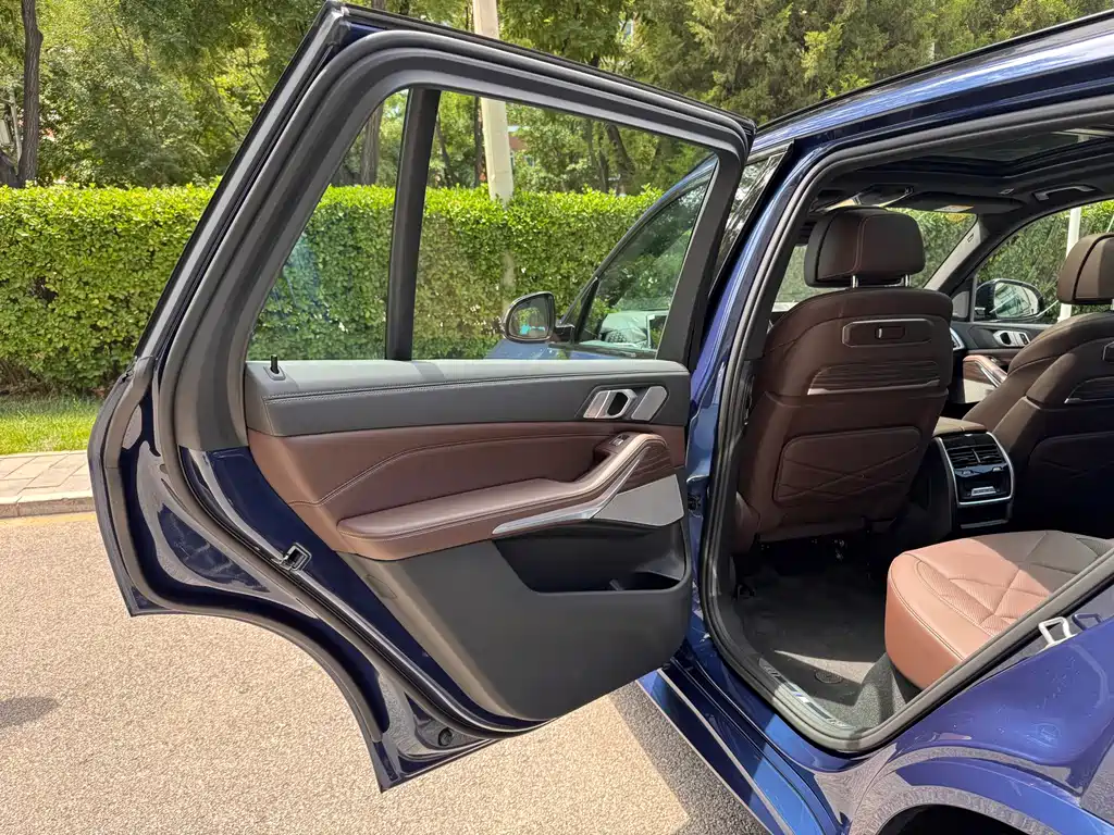 BMW X5 2025 — фото 16
