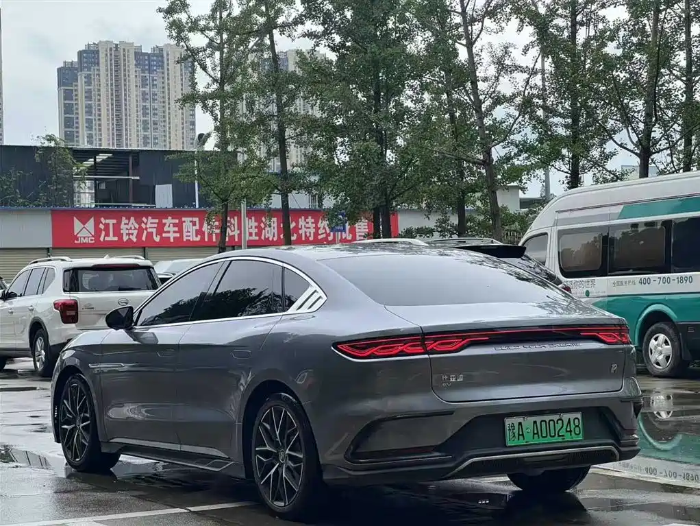BYD Han 2023 — фото 4