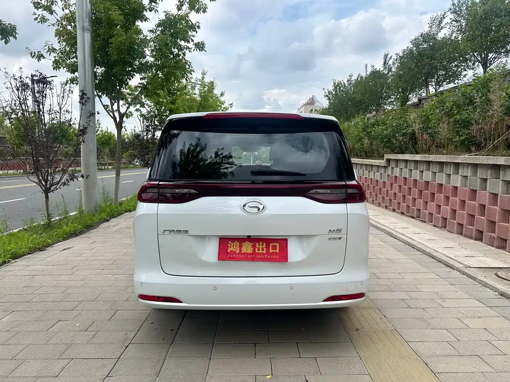 GAC Motor Trumpchi M6 2022 — фото 7