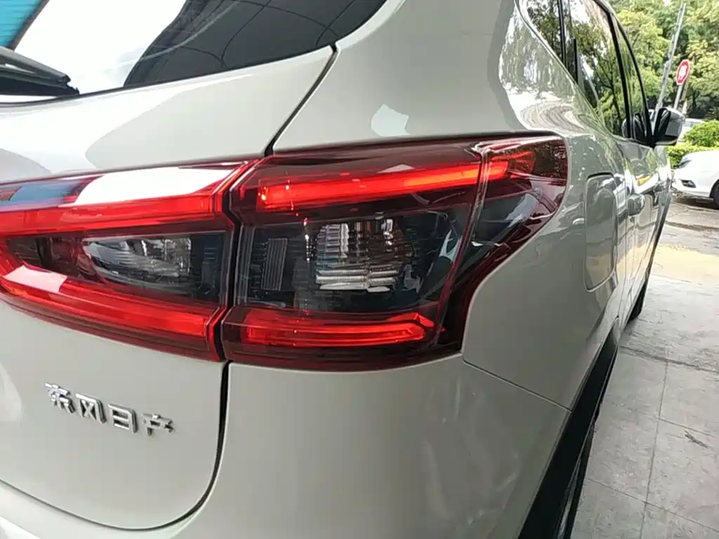 Nissan Qashqai 2023 — фото 8