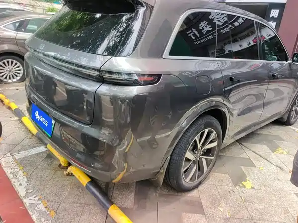 Li Auto L8 2023