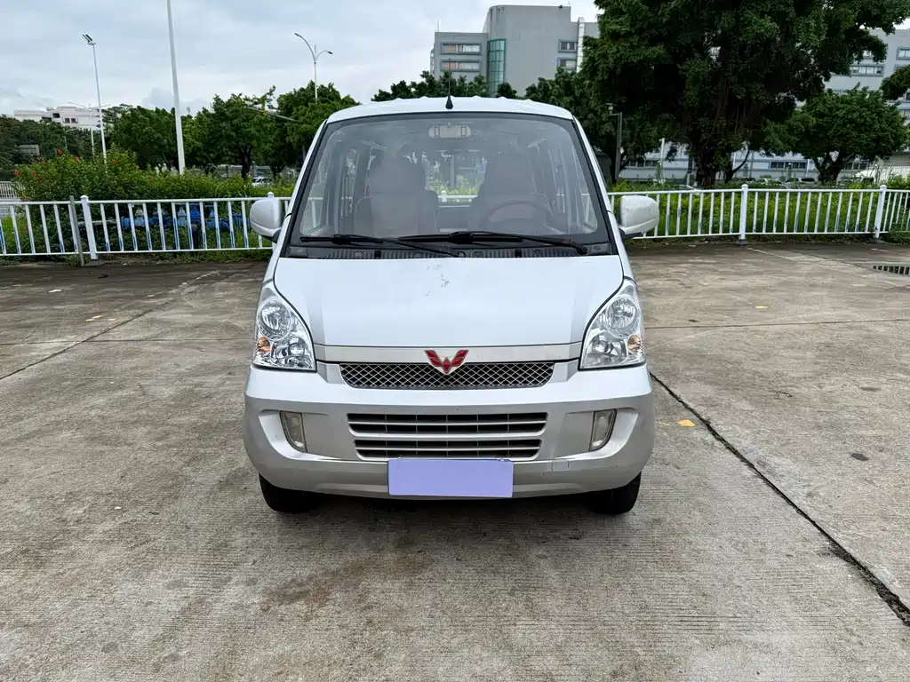 Wuling Rongguang 2015 — фото 2