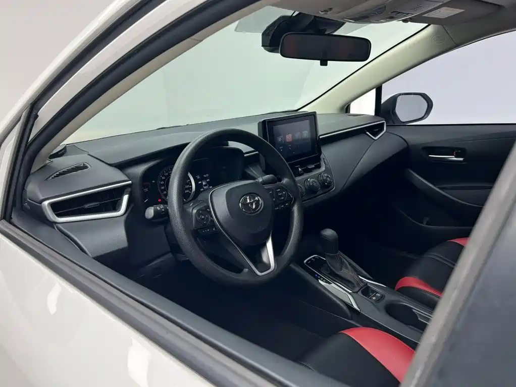 Toyota Corolla 2022 — фото 14