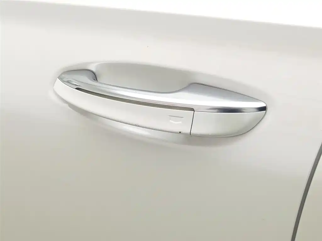 Cadillac GT4 2023 — фото 18