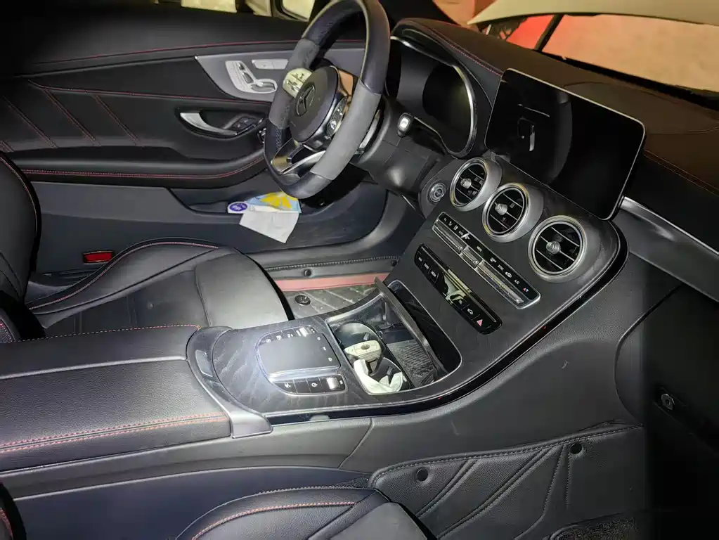 Mercedes-Benz C-Class 2023