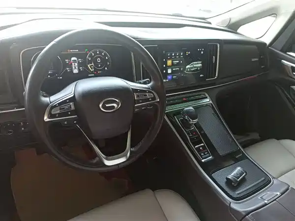 GAC Trumpchi M8 2021