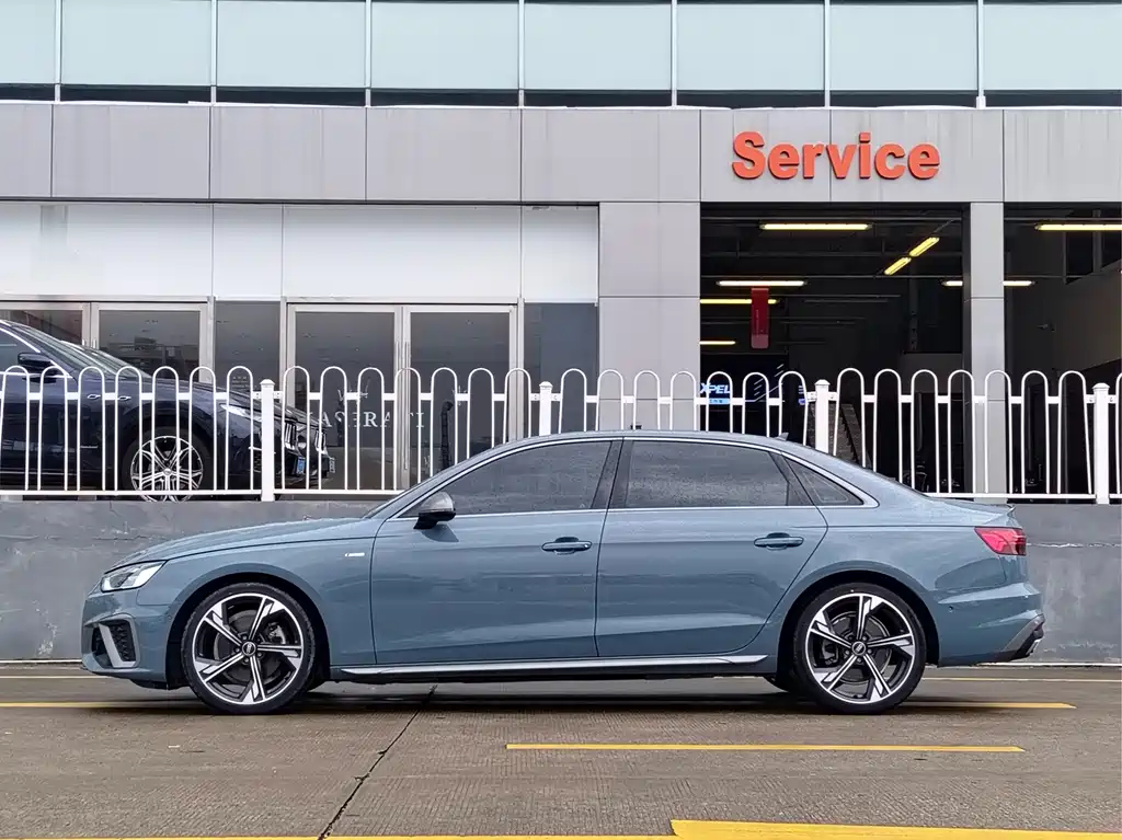 Audi A4L 2022