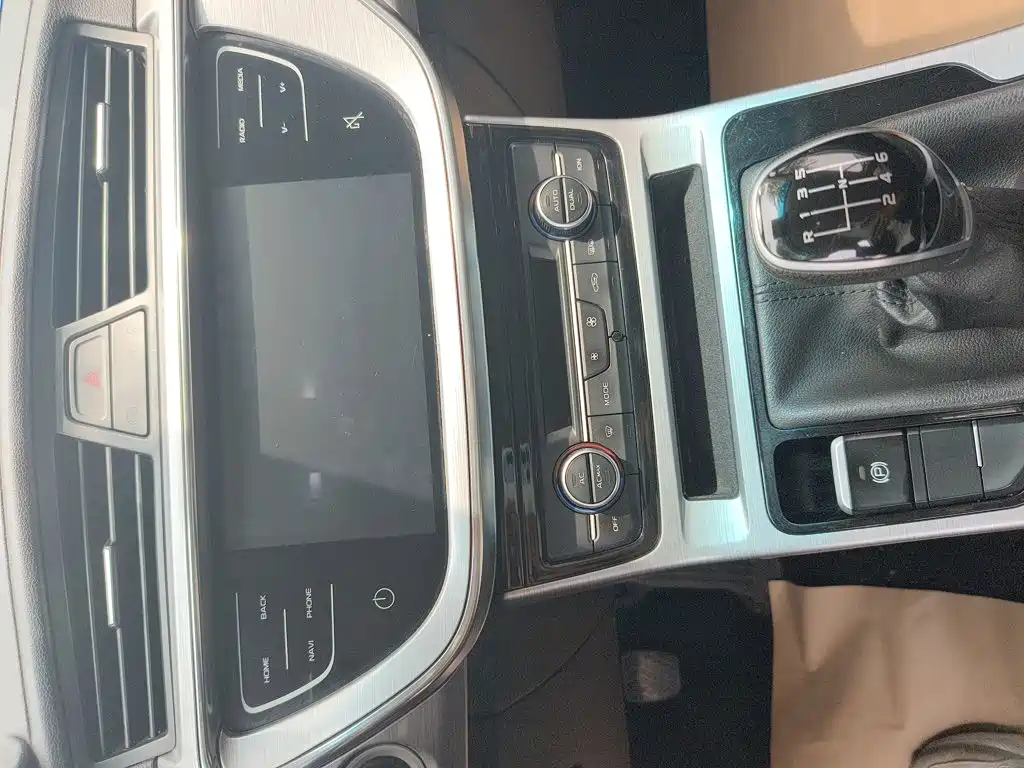 Geely Emgrand GS 2020 — фото 17