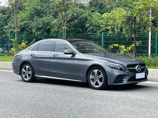 Mercedes-Benz C-Class 2019