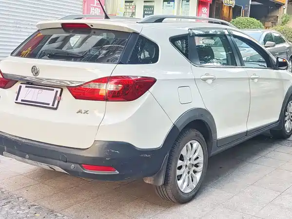 Dongfeng Fengshen AX3 2016