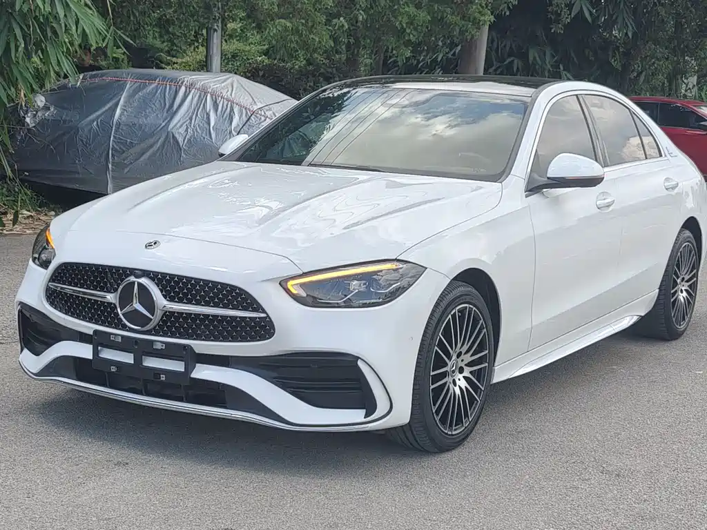 Mercedes-Benz C-Class 2023 — фото 17