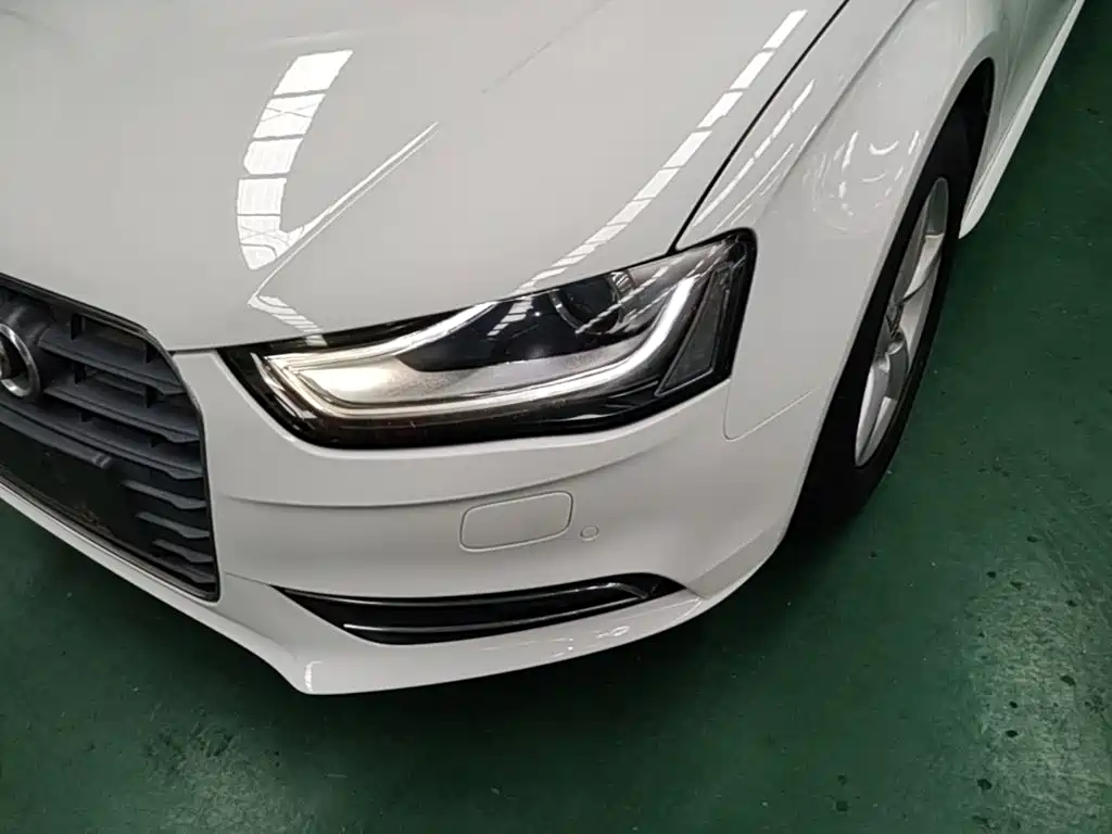 Audi A4L 2015 — фото 24