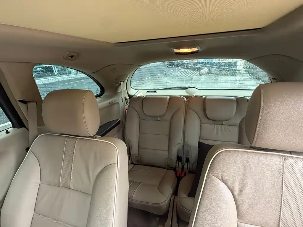 Mercedes-Benz R-Class 2014