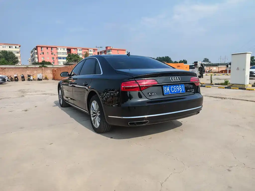 Audi A8 2016