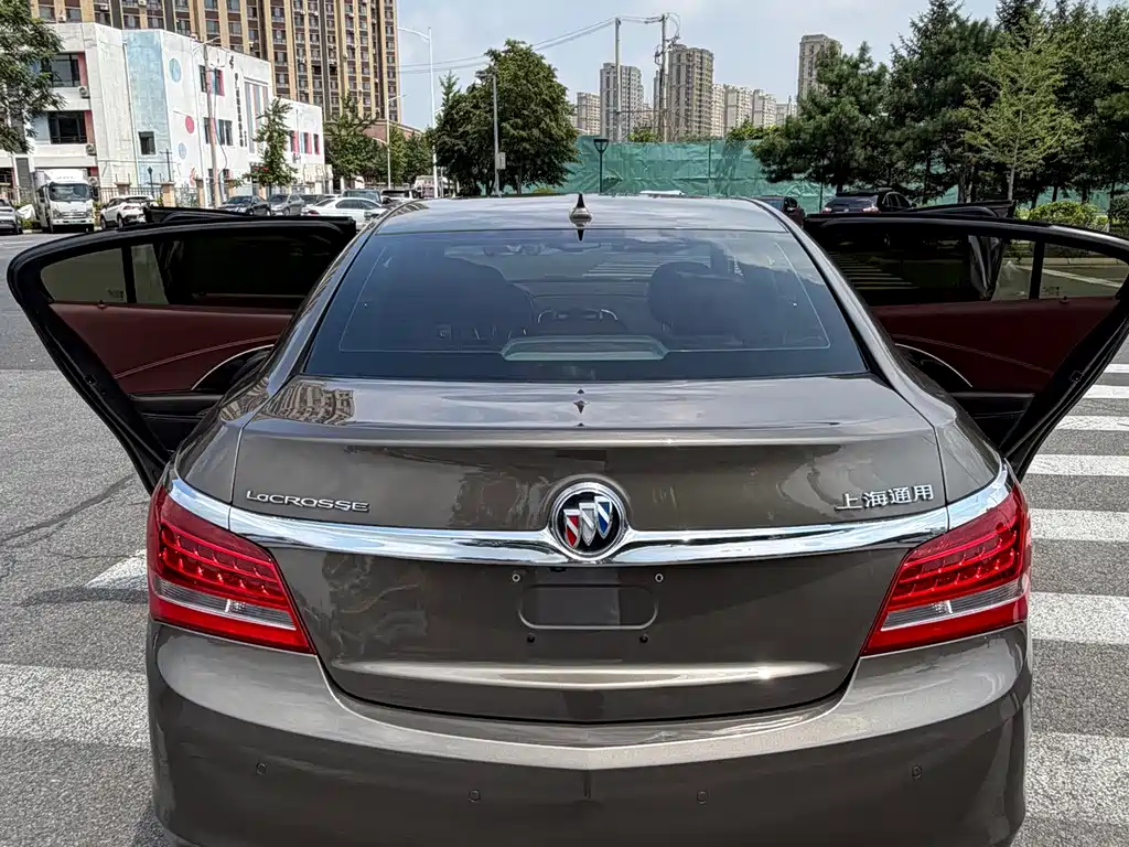 Buick LaCrosse 2014 — фото 10