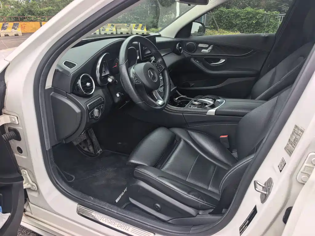 Mercedes-Benz C-Class 2017