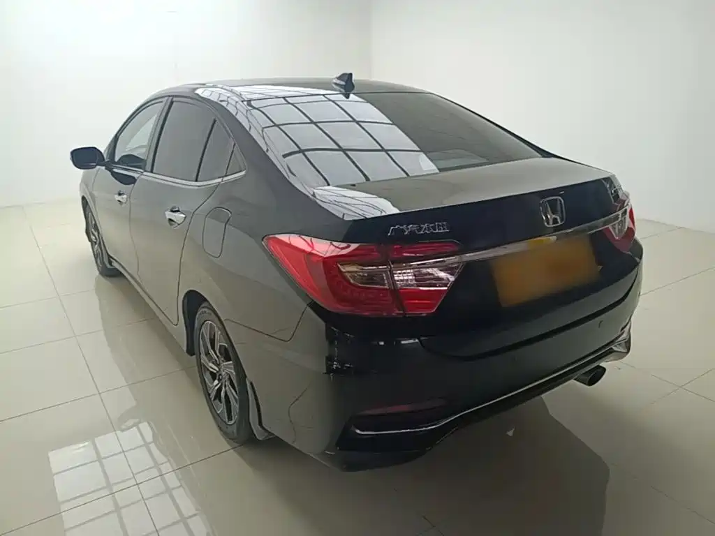 Honda Crider 2017
