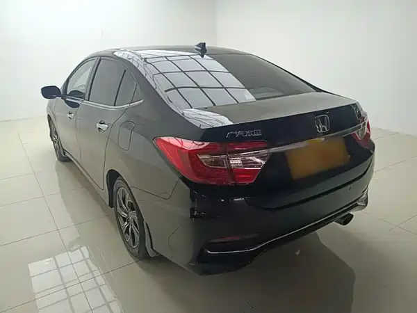 Honda Crider 2017
