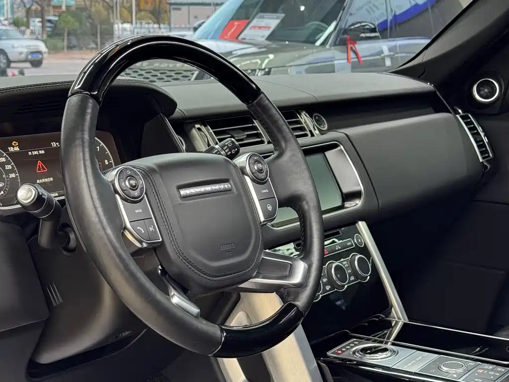 Land Rover Range Rover 2018 — фото 9