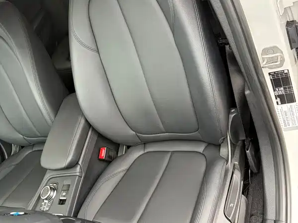 BMW 1 Series 2023