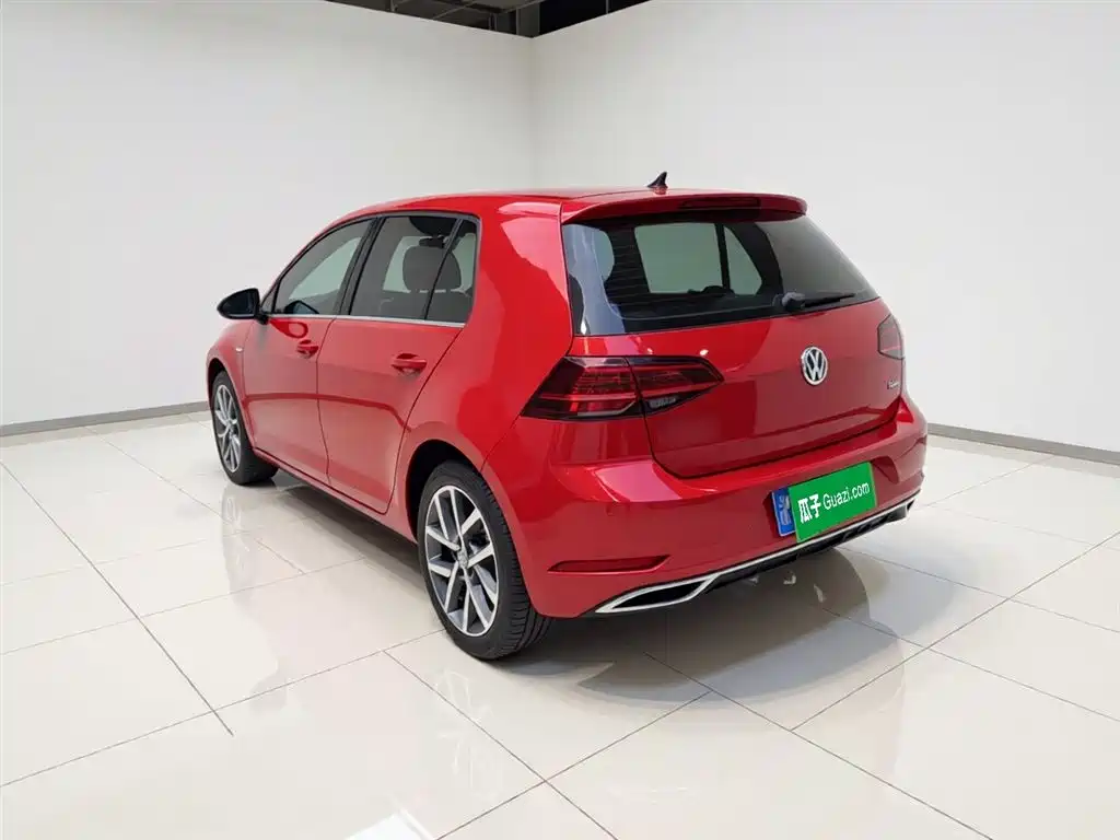 Volkswagen Golf 2018 — фото 18