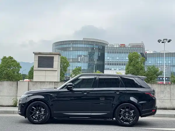 Land Rover Range Rover Sport 2020