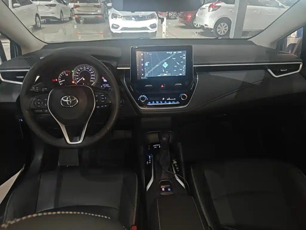 Toyota Corolla 2020 — фото 10