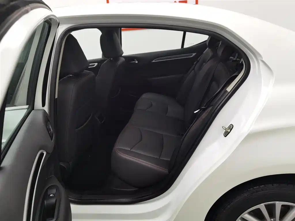 Citroen C4L 2016 — фото 15