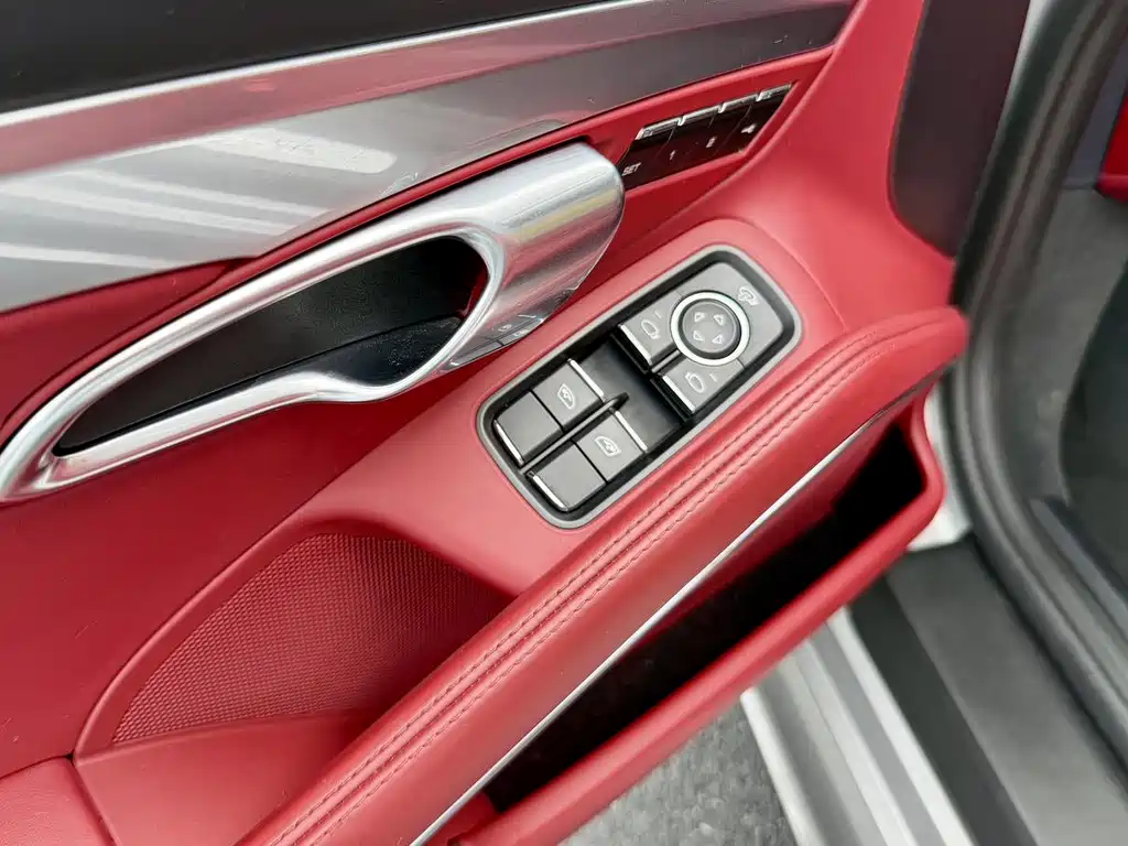 Porsche 718 2022 — фото 11