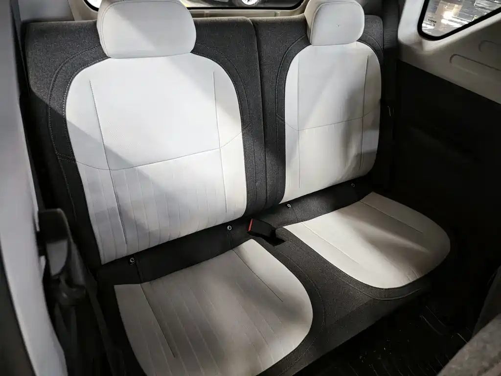 Geely Galaxy Panda 2025 — фото 9