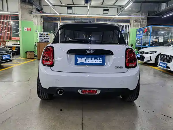 MINI 2016