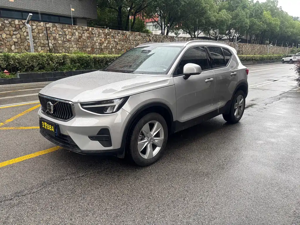 Volvo XC40 2022