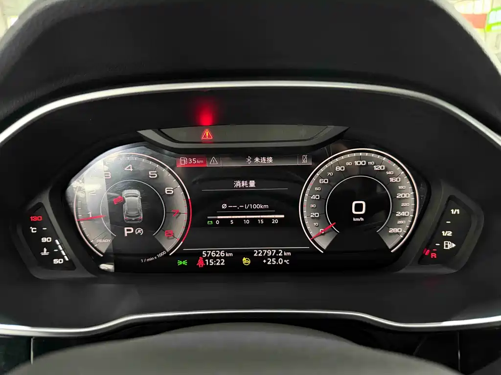 Audi Q3 2023 — фото 10