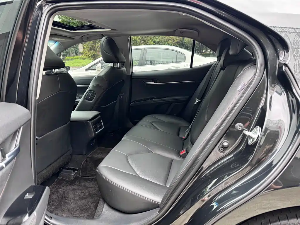 Toyota Camry 2023