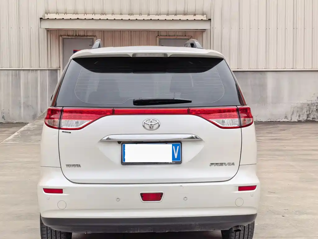 Toyota Previa 2019 — фото 5