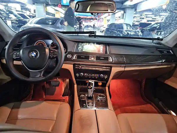 BMW 7 Series 2013