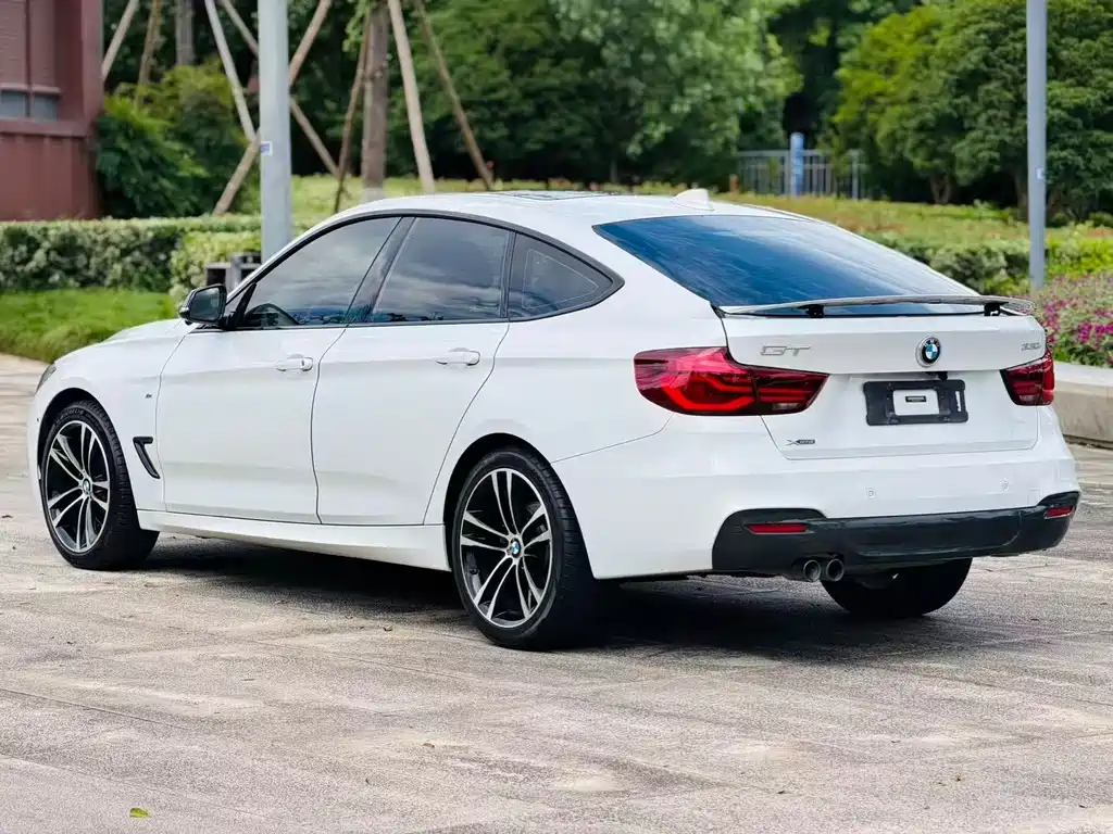 BMW 3 Series GT 2019 — фото 7