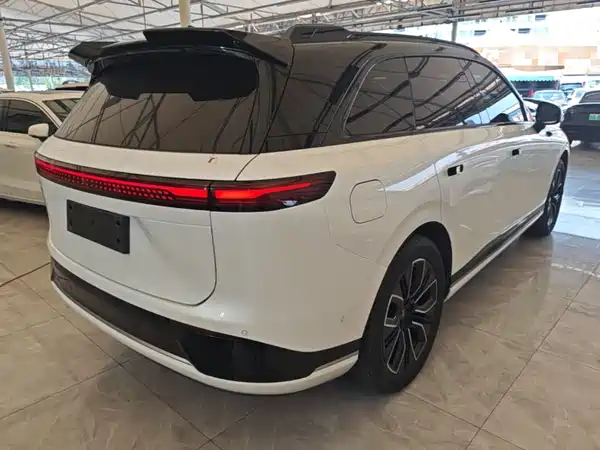 XPeng G9 2025