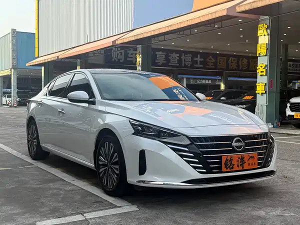 Nissan Teana 2024
