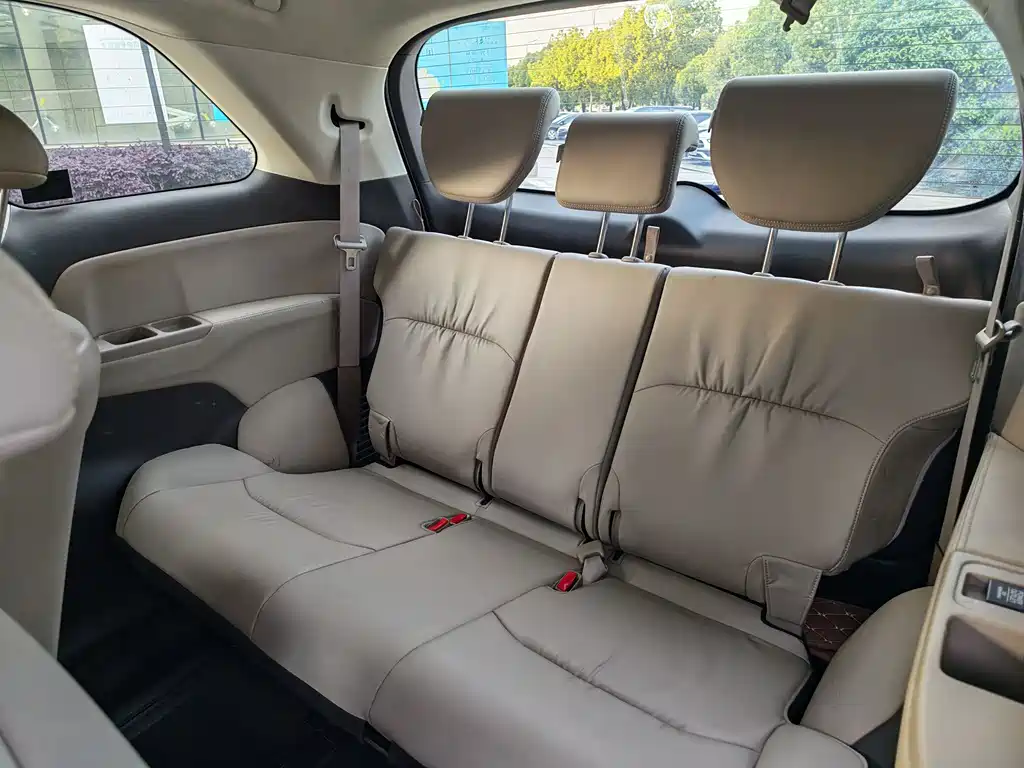 Honda Odyssey 2017 — фото 10