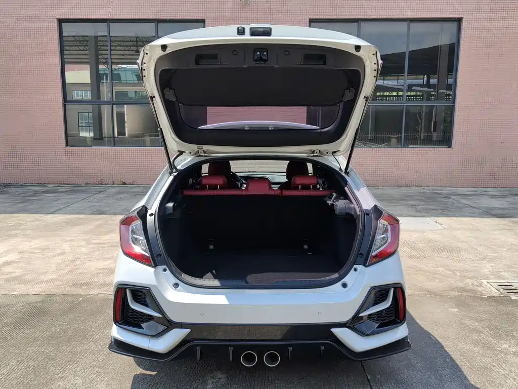 Honda Civic 2020 — фото 20