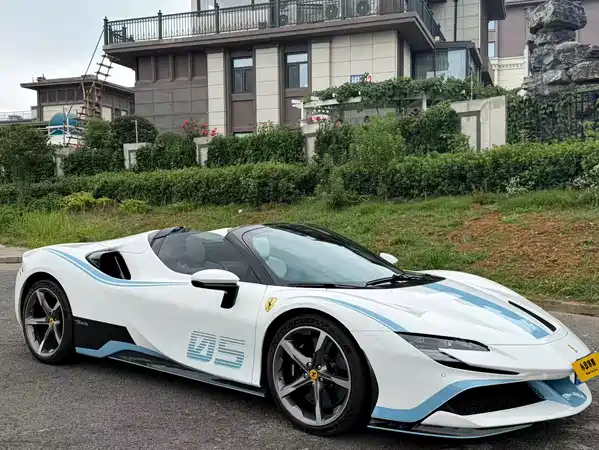 Ferrari SF90 2022