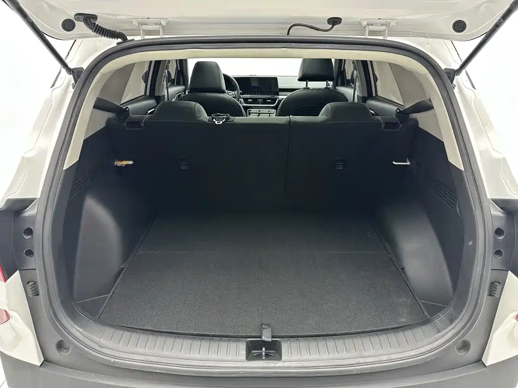 Kia KX3 2023 — фото 18