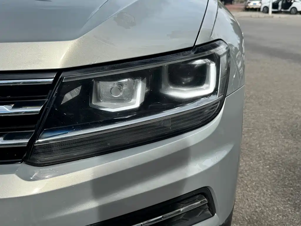 Volkswagen Tiguan L 2018 — фото 4