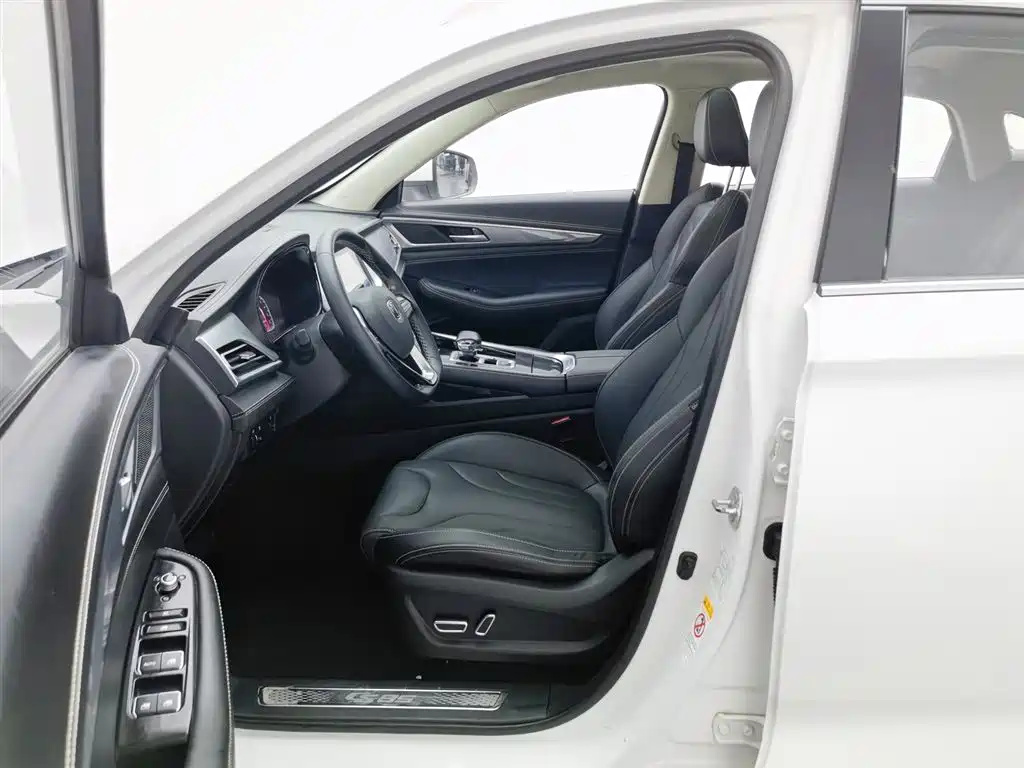 Changan CS85 COUPE 2020 — фото 10