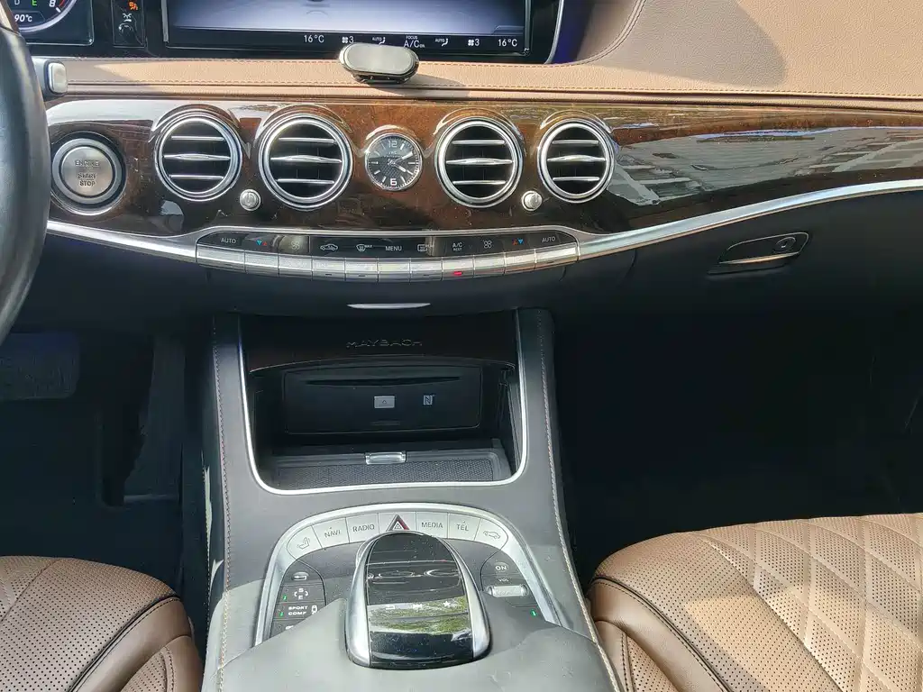 Mercedes-Benz Maybach S-Class 2017 — фото 11