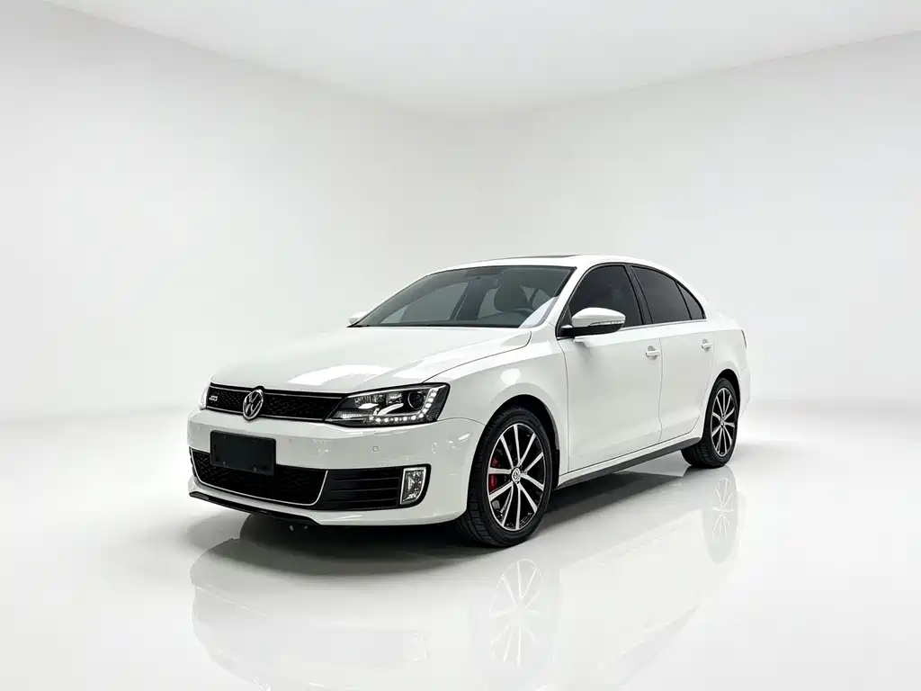 Volkswagen Sagitar 2014