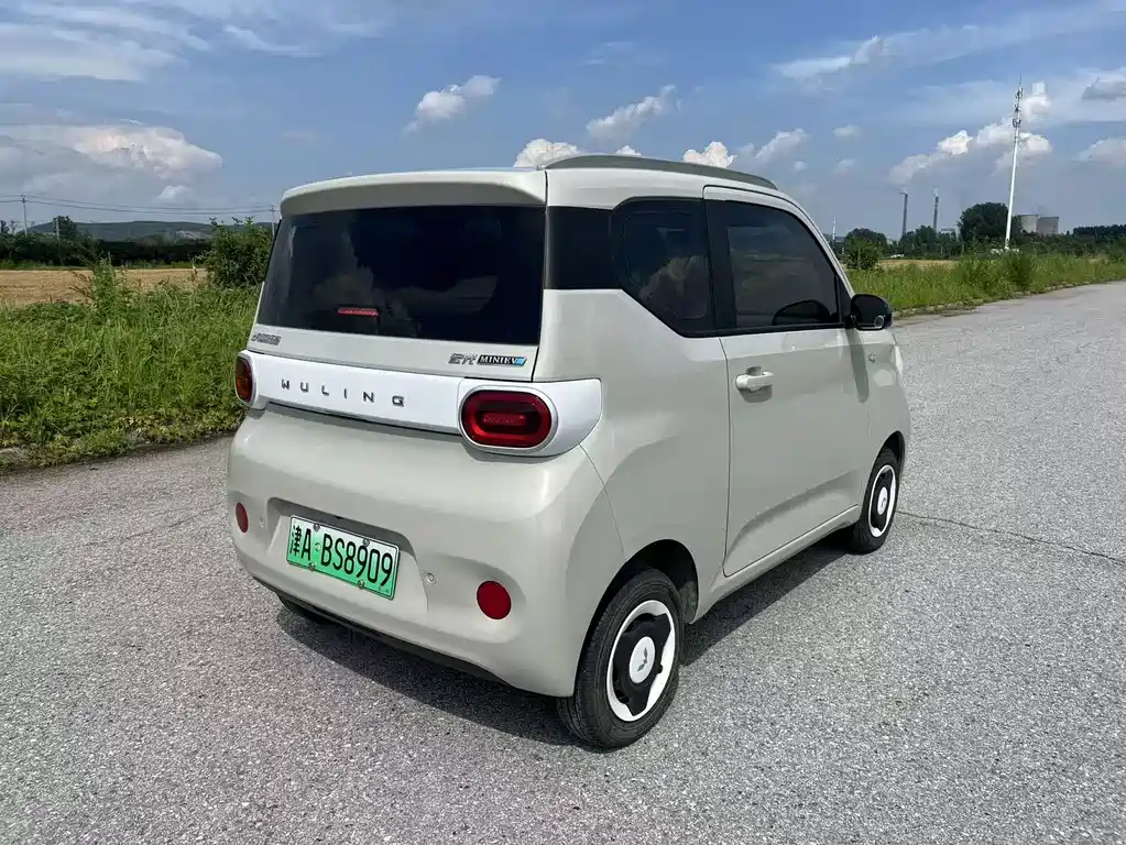 Wuling MINIEV 2025