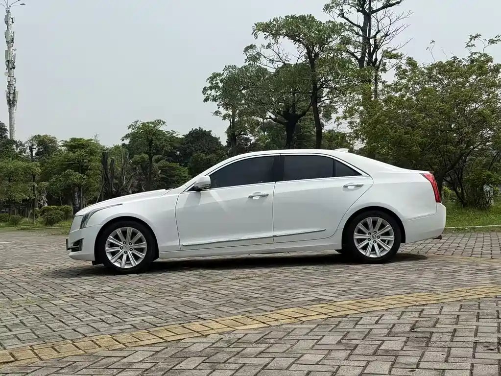 Cadillac ATS-L 2018 — фото 13