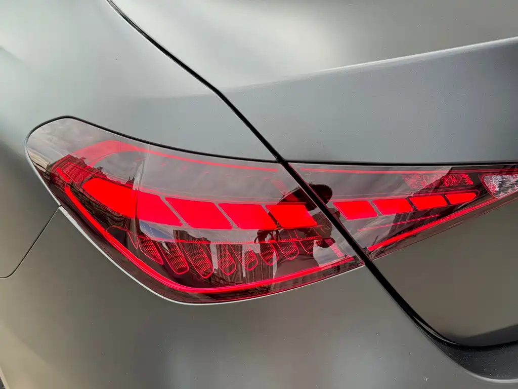 Mercedes-Benz C-Class 2023 — фото 15
